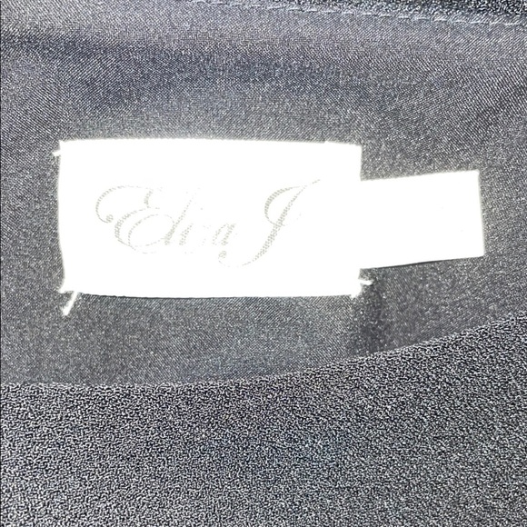 Eliza J Elegant Black Bell Sleeve Dress - Picture 8 of 10